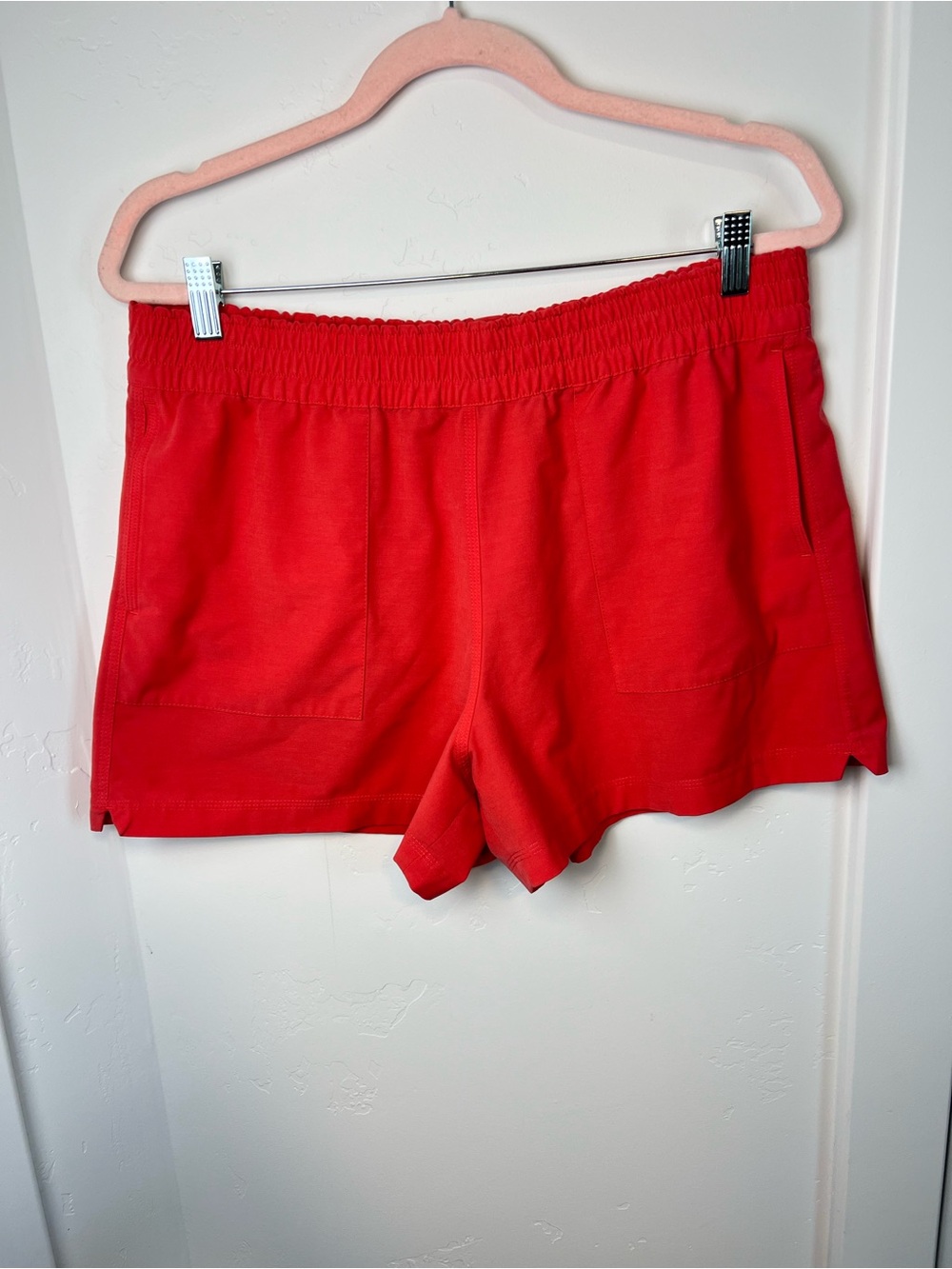 Faherty All Day Shorts Hibiscus Red L
